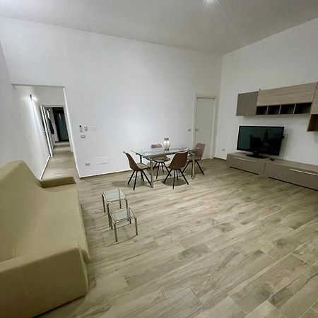 Cristina Home San Pietro Vernotico Exteriér fotografie