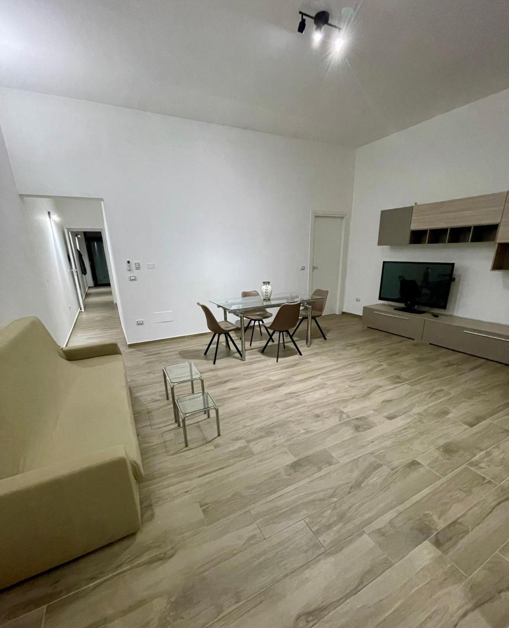 Cristina Home San Pietro Vernotico Exteriér fotografie