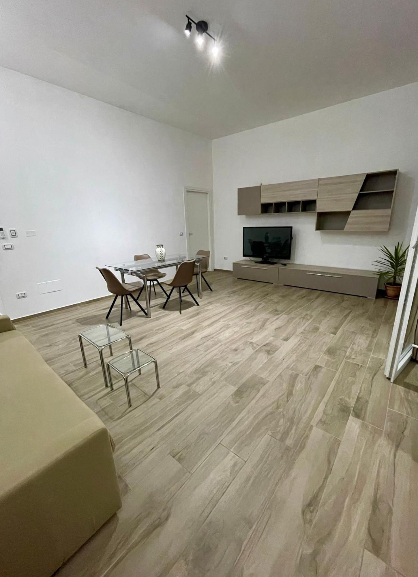 Cristina Home San Pietro Vernotico Exteriér fotografie