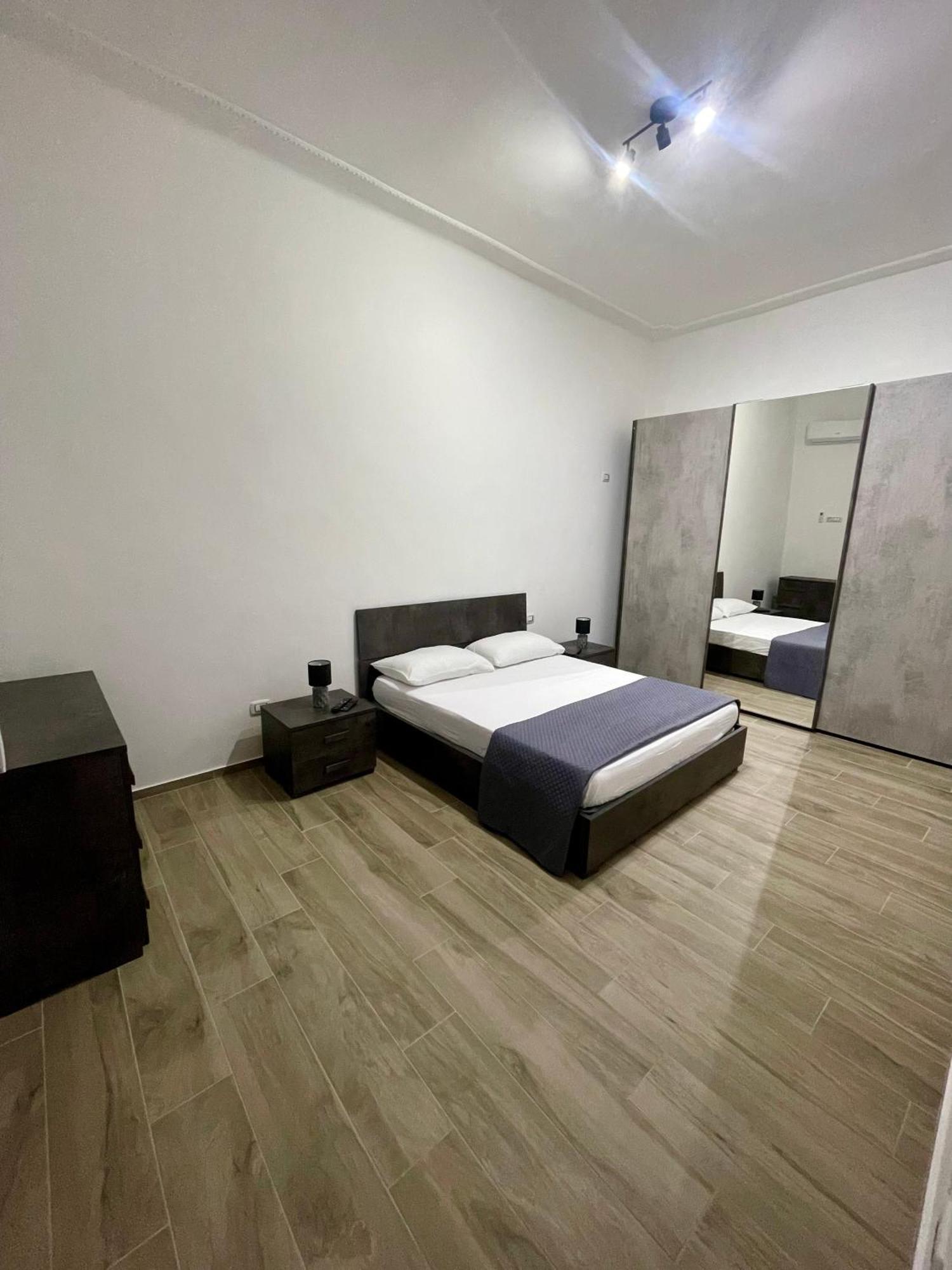 Cristina Home San Pietro Vernotico Exteriér fotografie